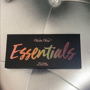 Violet Voss Essentials Pro Series Eye shadow
